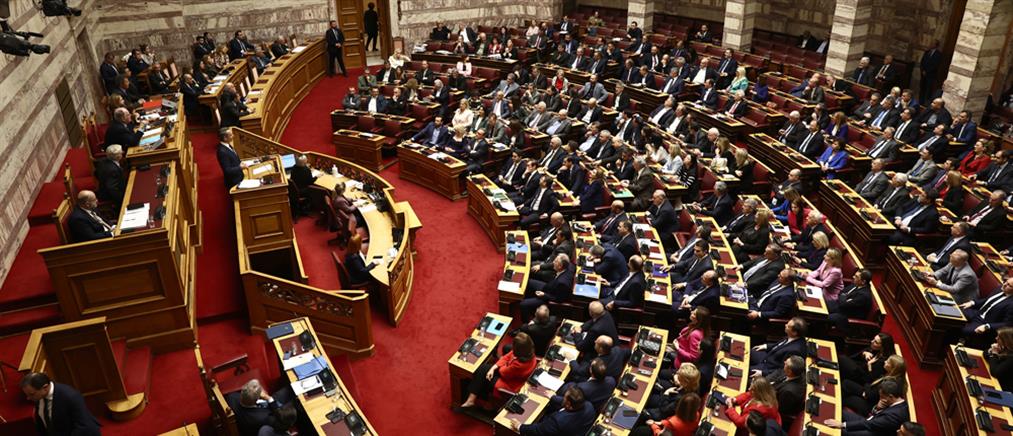 Βουλή: Άρση ασυλίας για Βελόπουλο και Μπουρχάν