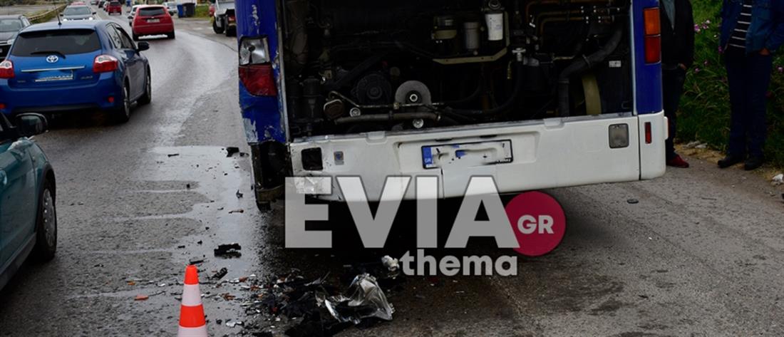 Χαλκίδα: Όχημα οδικής βοήθειας... “καρφώθηκε” σε λεωφορείο! (εικόνες)