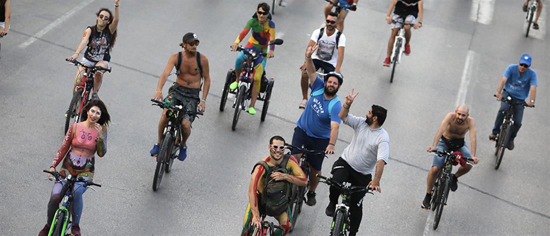 Γυμνοί ποδηλάτες στους δρόμους της Θεσσαλονίκης