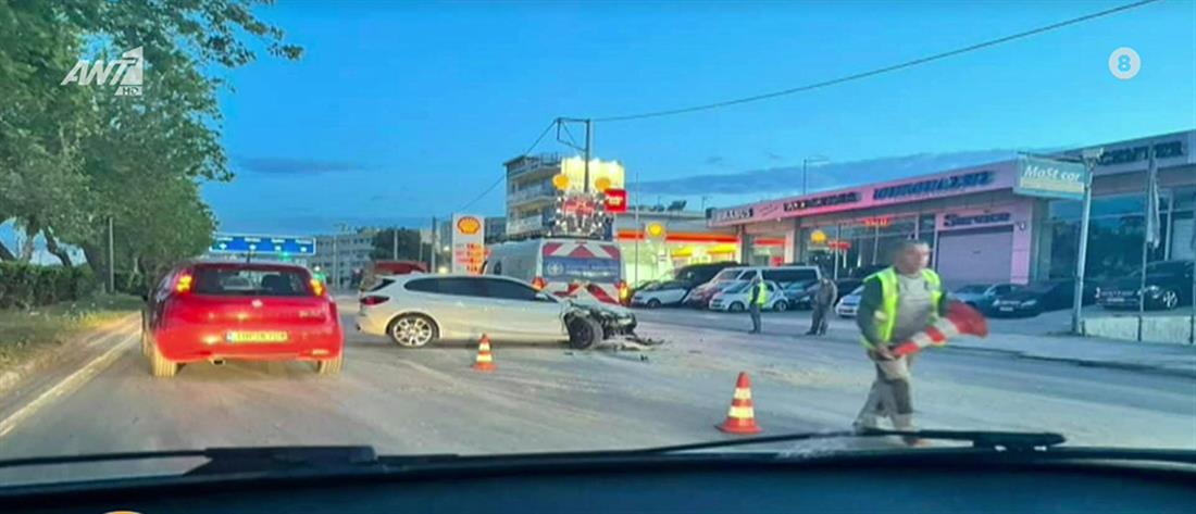Τροχαίο - Περιστέρι: Αυτοκίνητο συγκρούστηκε με περιπολικό (βίντεο)
