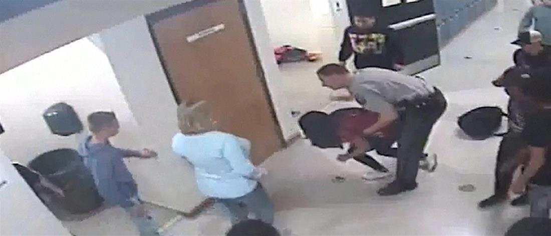 ΗΠΑ: Αστυνομικός έσωσε μαθήτρια που πνιγόταν με γλυκό (βίντεο)