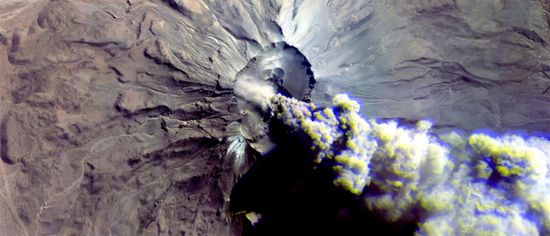 “Κακός οιωνός” η… νεκροκεφαλή στο ηφαίστειο Ουμπίνας (εικόνες)
