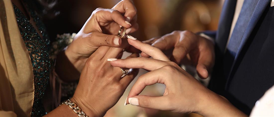 Κορονοϊός: Συναγερμός για κρούσματα σε γάμο