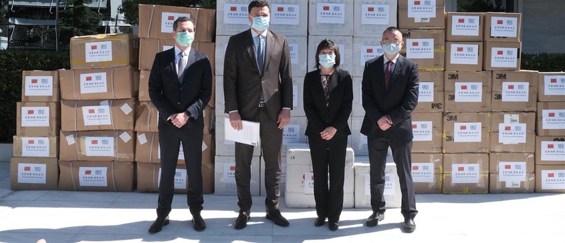 Κορονοϊός: η Κίνα παρέδωσε 50.000 μάσκες στην Ελλάδα!
