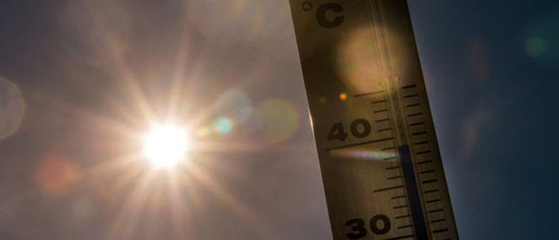 Καύσωνας: “Καμίνι” η χώρα με 44 βαθμούς - Ανεβαίνει κι άλλο από Δευτέρα 