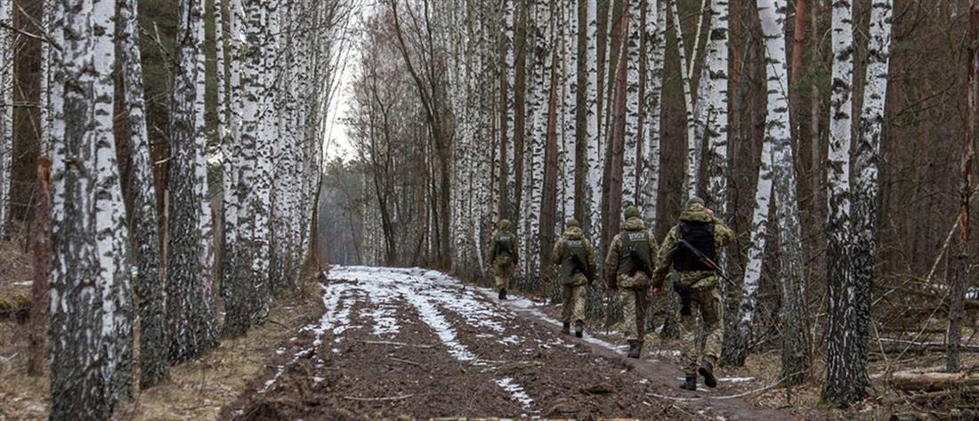 Πόλεμος στην Ουκρανία: Η Λευκορωσία ενισχύει τις δυνάμεις στα σύνορα