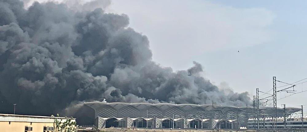 Φωτιά στον σιδηροδρομικό σταθμό της Τζέντα (βίντεο)