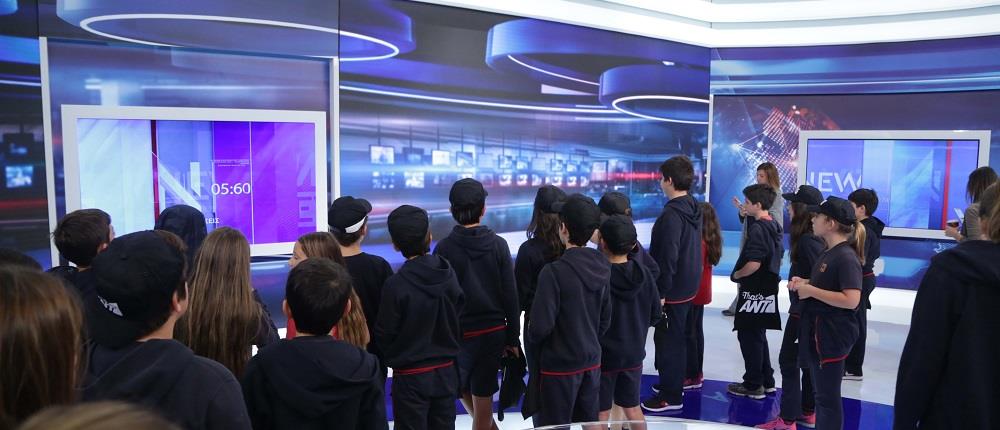 O ΑΝΤ1 άνοιξε τις πόρτες του και γιόρτασε με δεκάδες μαθητές την Παγκόσμια Ημέρα Τηλεόρασης