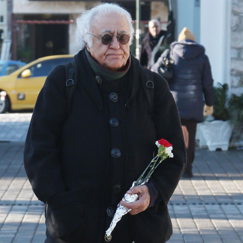 Τάσος Μπιρσίμ: Το "αντίο" της ΕΡΤ στον σκηνοθέτη - "Μια μεγάλη προσωπικότητα της ελληνικής τηλεόρασης"