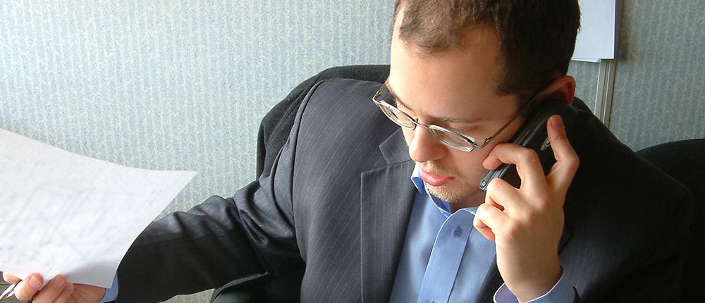 ΔΕΗ: Δωρεάν τηλεφωνική εξυπηρέτηση όλο το 24ωρο