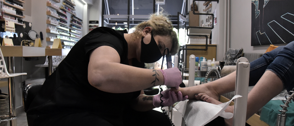 Πότε ανοίγουν οι υπηρεσίες περιποίησης νυχιών