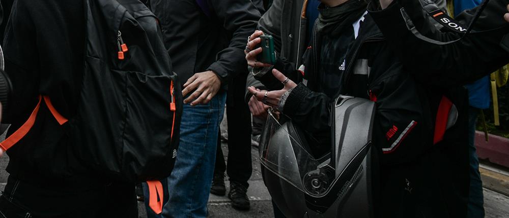 Άγιος Παντελεήμονας: Άγριος καυγάς μεταξύ ανηλίκων κοριτσιών - Θύμα μια 16χρονη