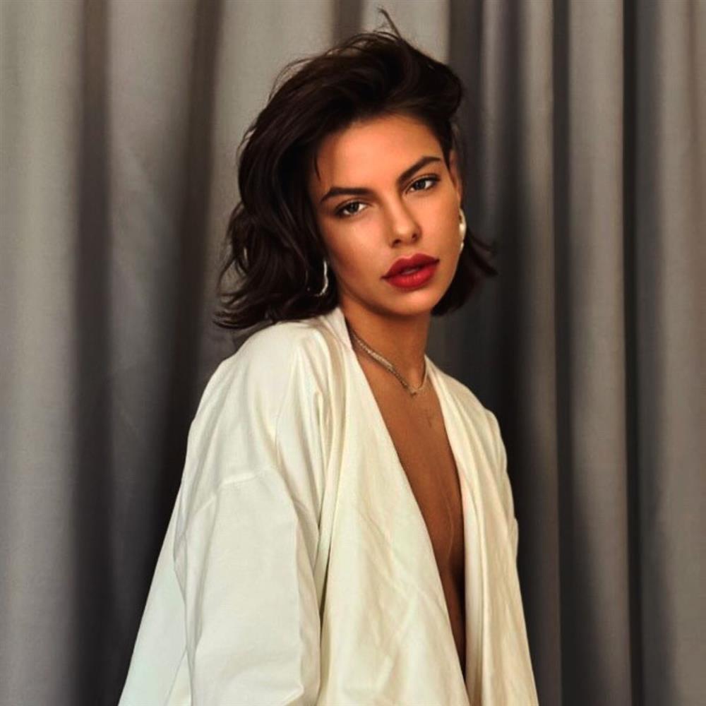 Μέγκι Ντρίο: "Δεν θα έδινα ποτέ συνέντευξη στον Fipster, εγώ είμαι Αλβανίδα και πολλές φορές θίγεσαι με αυτό"