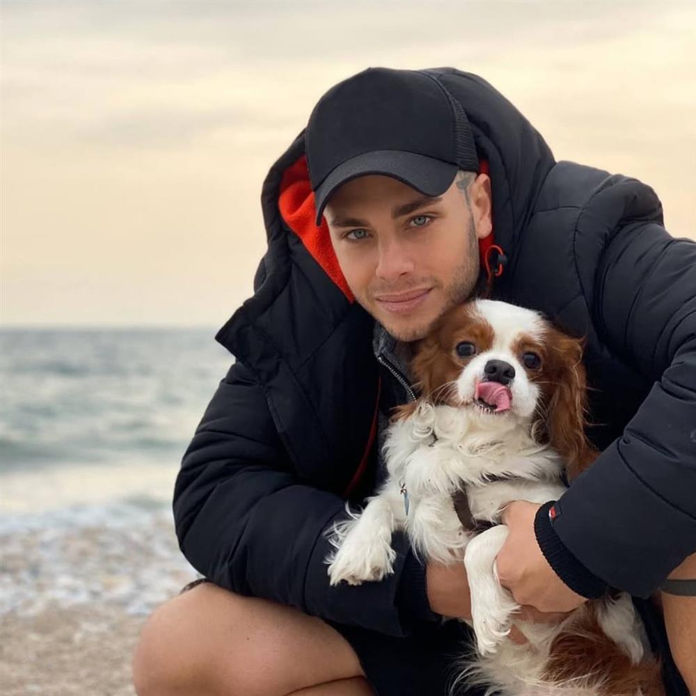 Αλέξανδρος Κοψιάλης: Στο νοσοκομείο η μητέρα του - "Επέλεξα ιδιωτικό ιατρικό κέντρο διότι…" (Φωτογραφία)

