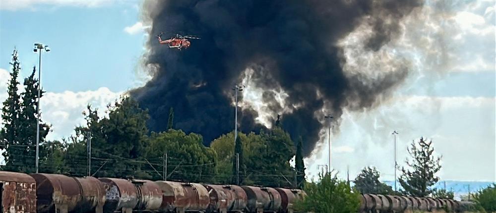 Θεσσαλονίκη: Φωτιά σε εταιρία ανακύκλωσης στη ΒΙ.ΠΕ. Σίνδου - Ήχησε το 112 (εικόνες)
