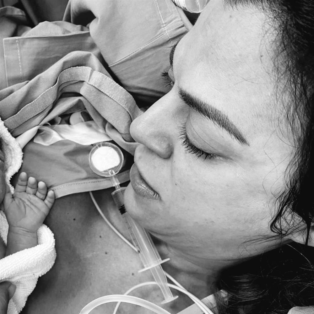 Χριστίνα Βραχάλη: Η συγκινητική ανάρτηση για τα πρώτα γενέθλια της κόρης της - "Ένα χρόνο μετά..."