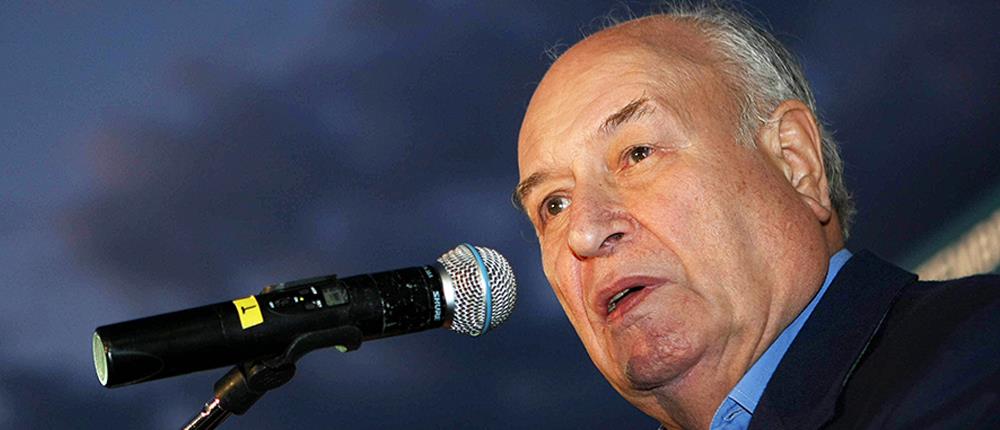 Πέθανε ο Γιάννης Διακογιάννης