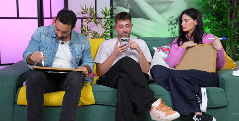 Χριστίνα Μπόμπα: Η εξομολόγησή της για την περίοδο που παρουσίαζε τα backstage του The Voice - "Όλοι με έκραζαν και είχα βάλει τα κλάματα"