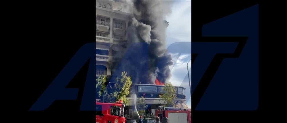 Θεσσαλονίκη: Φωτιά ξέσπασε σε κατάστημα εστίασης