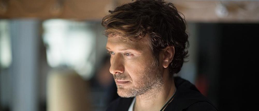 “Πέρα απ' τα μάτια μου”: Ο νέος δίσκος του Πλούταρχου κυκλοφορεί από τη Heaven Music