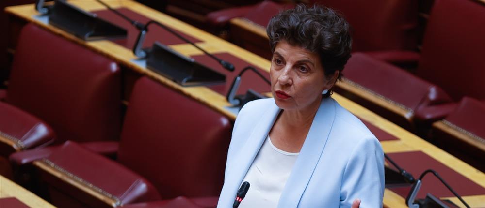ΣΥΡΙΖΑ: Ανεξαρτητοποιήθηκε η βουλευτής Κυριακή Μάλαμα