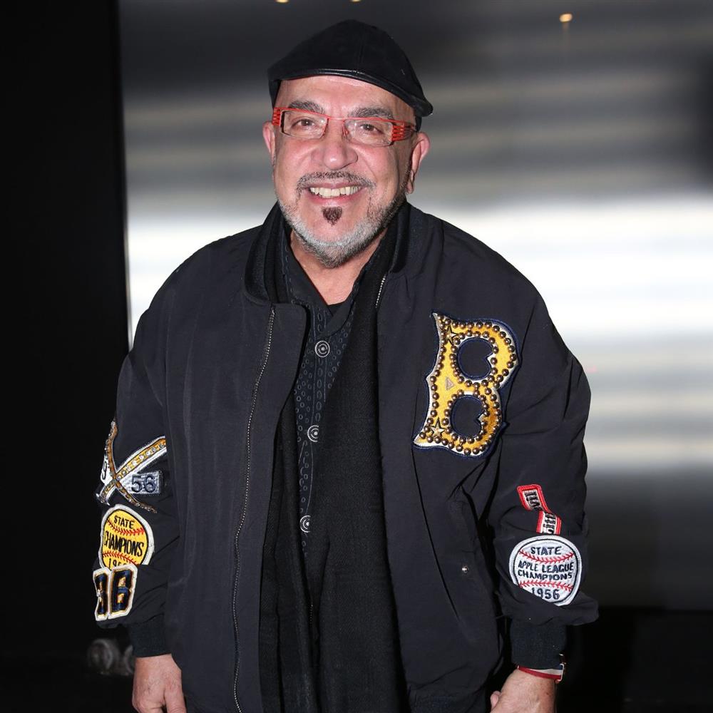 Συγκλονίζει ο Γιάννης Ζουγανέλης για το καμένο σπίτι του στον Βαρνάβα: "Πάει ο παράδεισός μου, το έφτιαξα με κόπους μιας ζωής"