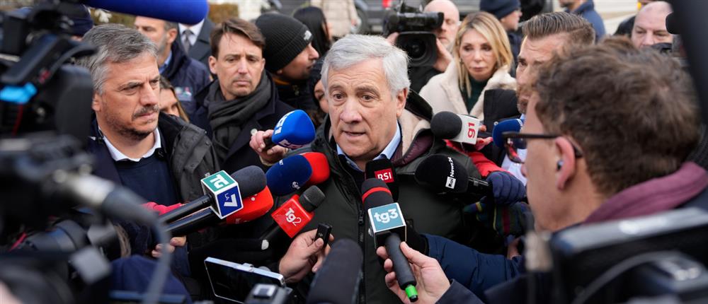 Κραν Μοντανά: Ο Ιταλός ΥΠΕΞ στο σημείο της τραγωδίας - Τι αναφέρει για την έρευνα γύρω από το φονικό συμβάν