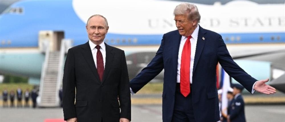 Αλάσκα: Προπαρασκευαστικά έγγραφα για το τετ-α-τετ Τραμπ – Πούτιν βρέθηκαν σε εκτυπωτή στο Άνκορατζ