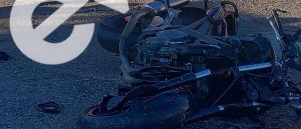 Εύβοια: Νεκρός οδηγός μηχανής σε τροχαίο (εικόνες)