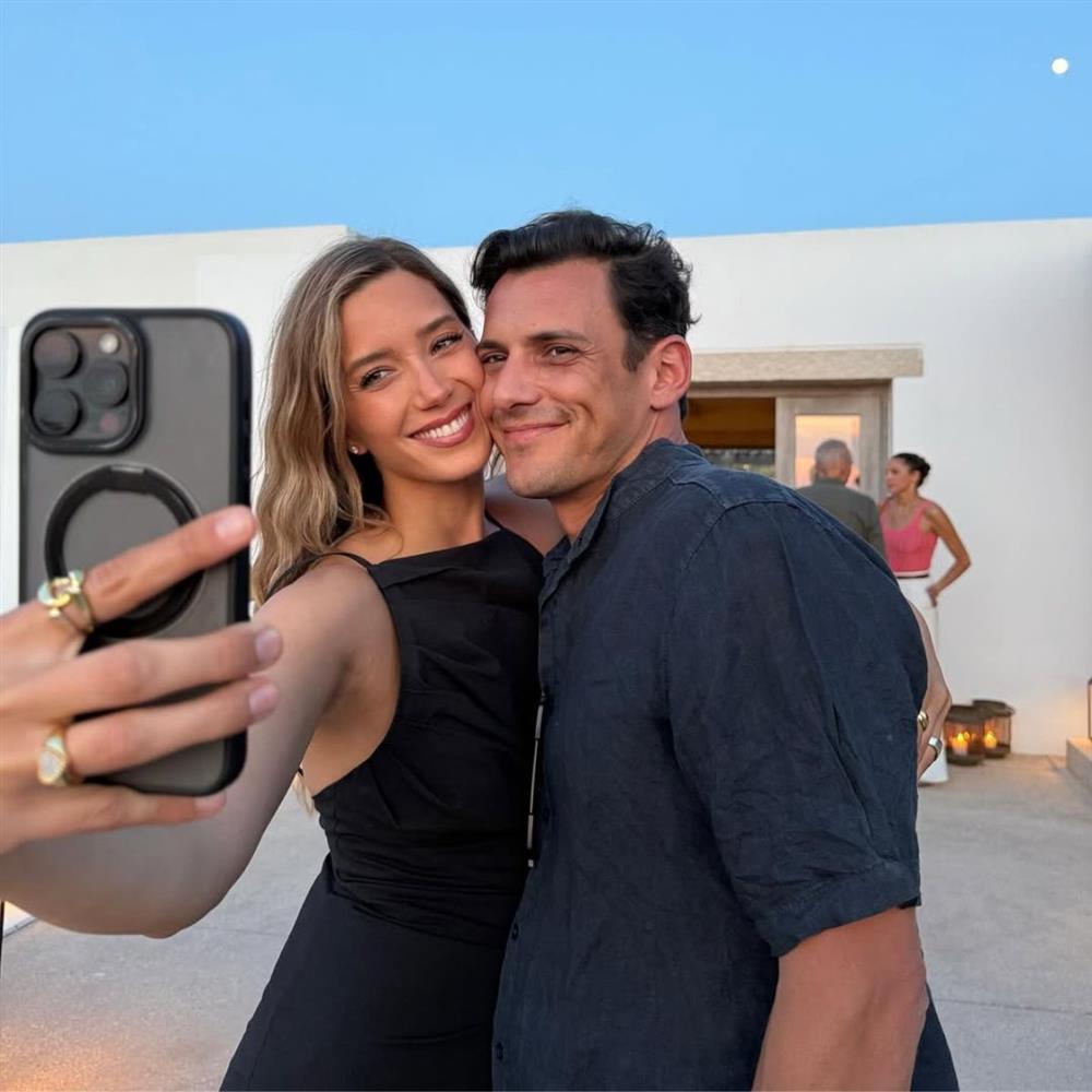 Γιολάντα Καλογεροπούλου για Σταύρο Σβήγκο: "Δεν μου έχει κάνει δώρο μονόπετρο…"
