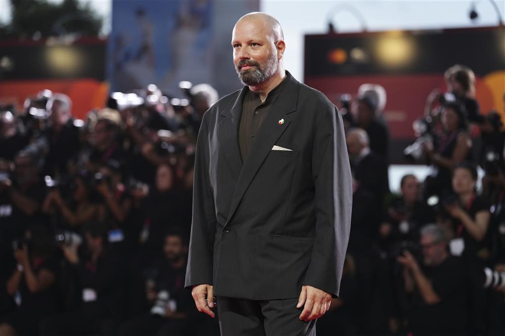 Χρυσές Σφαίρες 2026: Ανακοινώθηκαν οι υποψηφιότητες - Τα βραβεία που διεκδικεί η "Bugonia" του Γιώργου Λάνθιμου