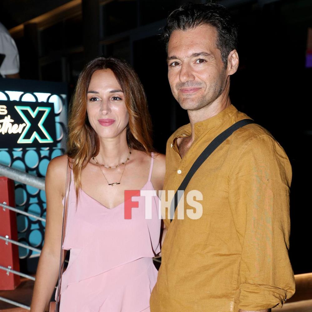 Βίκυ Παπαδοπούλου & Θάνος Τοκάκης: Σπάνια δημόσια έξοδος για το ζευγάρι (Φωτό)