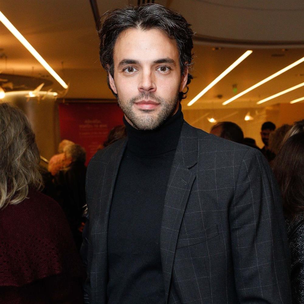 Ο Ρένος Ρώτας ξεκαθαρίζει: "Μας έβγαλαν το νέο ζευγάρι της showbiz, ενώ είμαστε 15 χρόνια φίλοι"