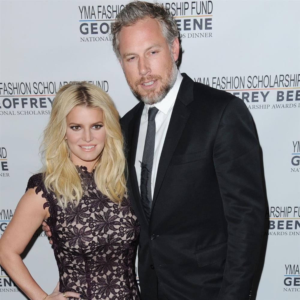 Τζέσικα Σίμπσον: Χωρίζει οριστικά με τον Έρικ Τζόνσον; Η εμφάνιση χωρίς την βέρα της που προκάλεσε υποψίες