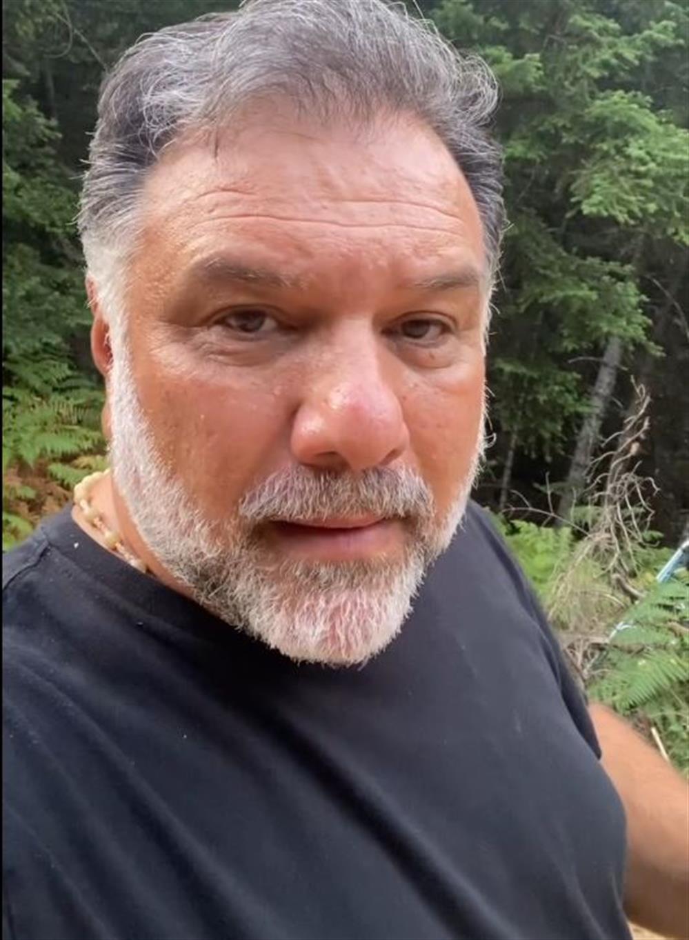 Γρηγόρης Αρναούτογλου: Ξέσπασε στο Instagram - "Ποιος άνθρωπος μπορεί να κάνει κατι τέτοιο;"