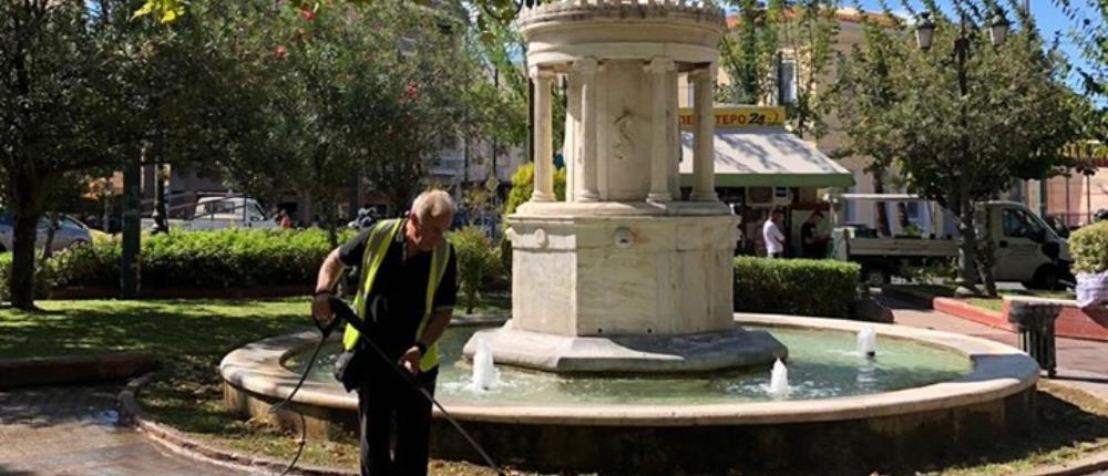 Επιχείρηση καθαριότητας στην πλατεία Μεταξουργείου (εικόνες)