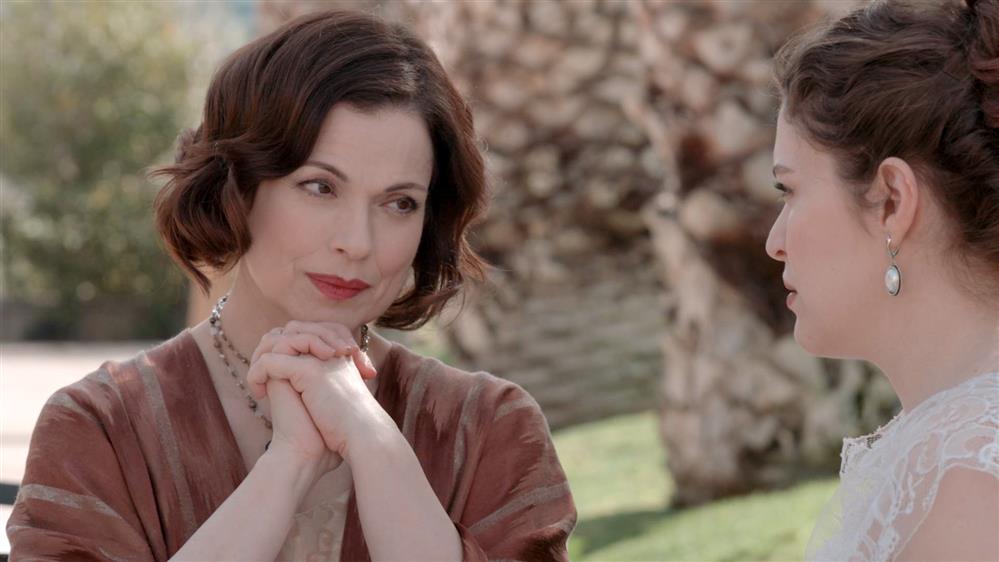 Grand Hotel: Η Κυβέλη ανακαλύπτει το μεγάλο μυστικό της Αλίκης