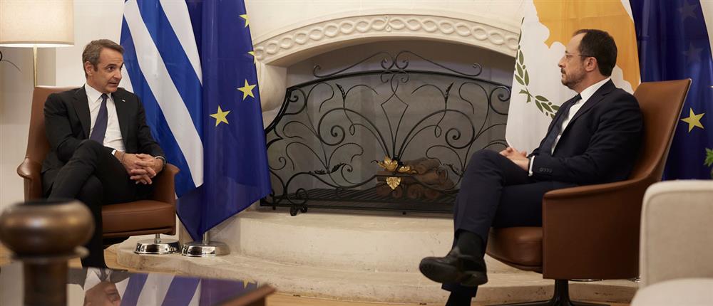 Μητσοτάκης - Χριστοδουλίδης - Προεδρικό Μέγαρο