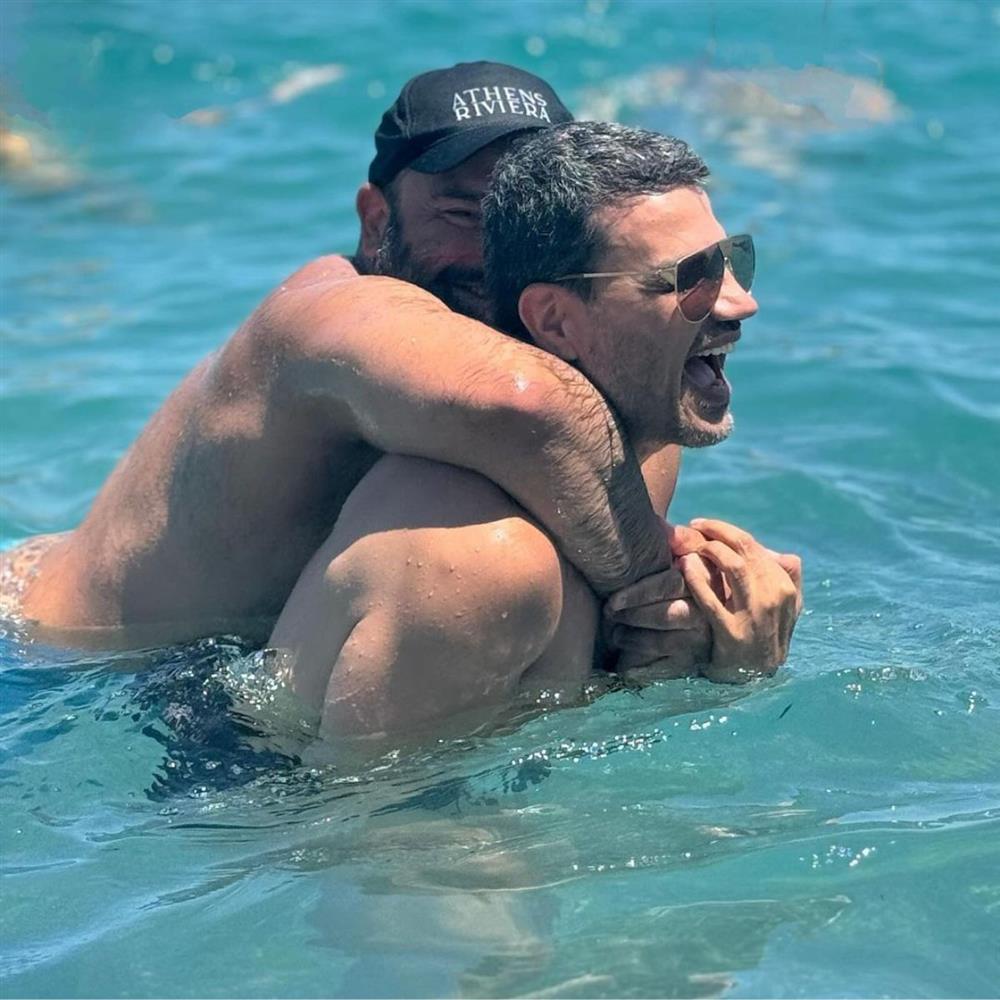 τουτουνζης