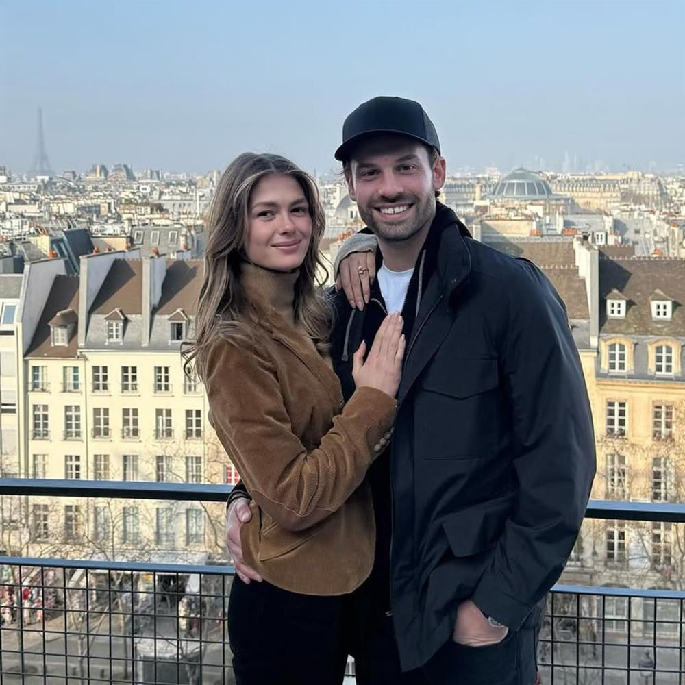 αμαλια κωστοπουλου