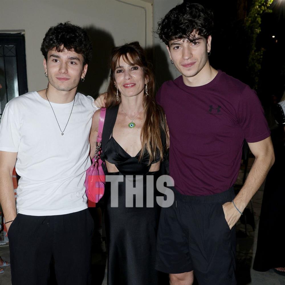 Μυρτώ Αλικάκη Μυρτώ Αλικάκη