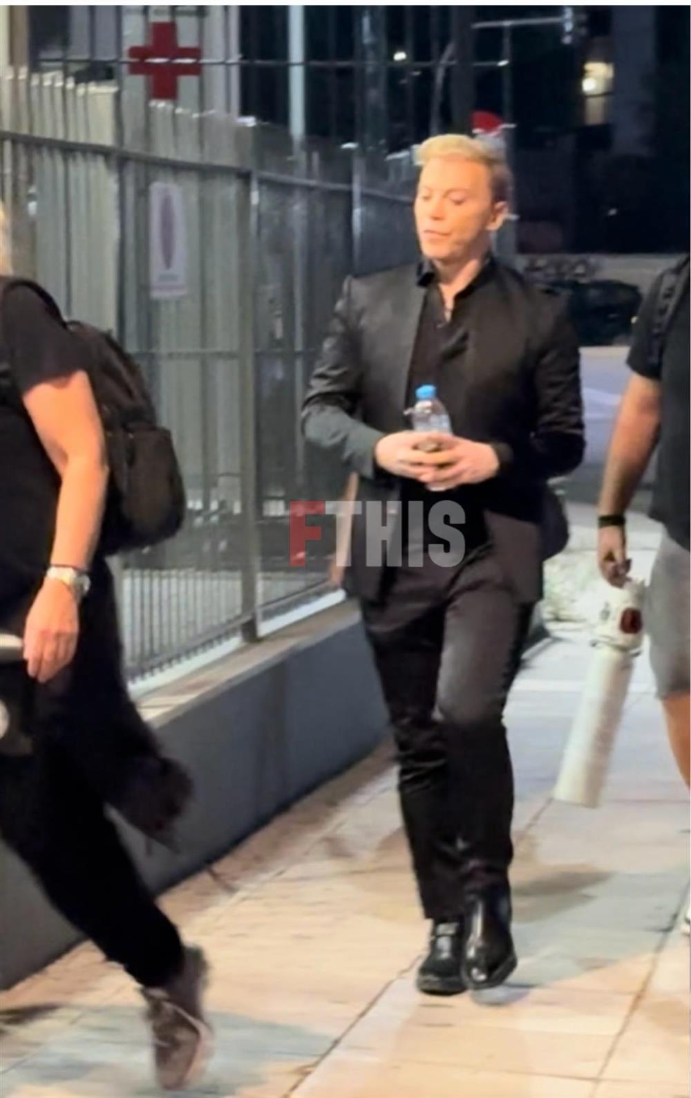 Τάκης Ζαχαράτος Τάκης Ζαχαράτος