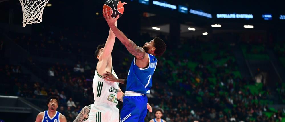 Παναθηναϊκός - Ηρακλής: Νίκη για το "τριφύλλι" με δυναμική επιστροφή Χολμς