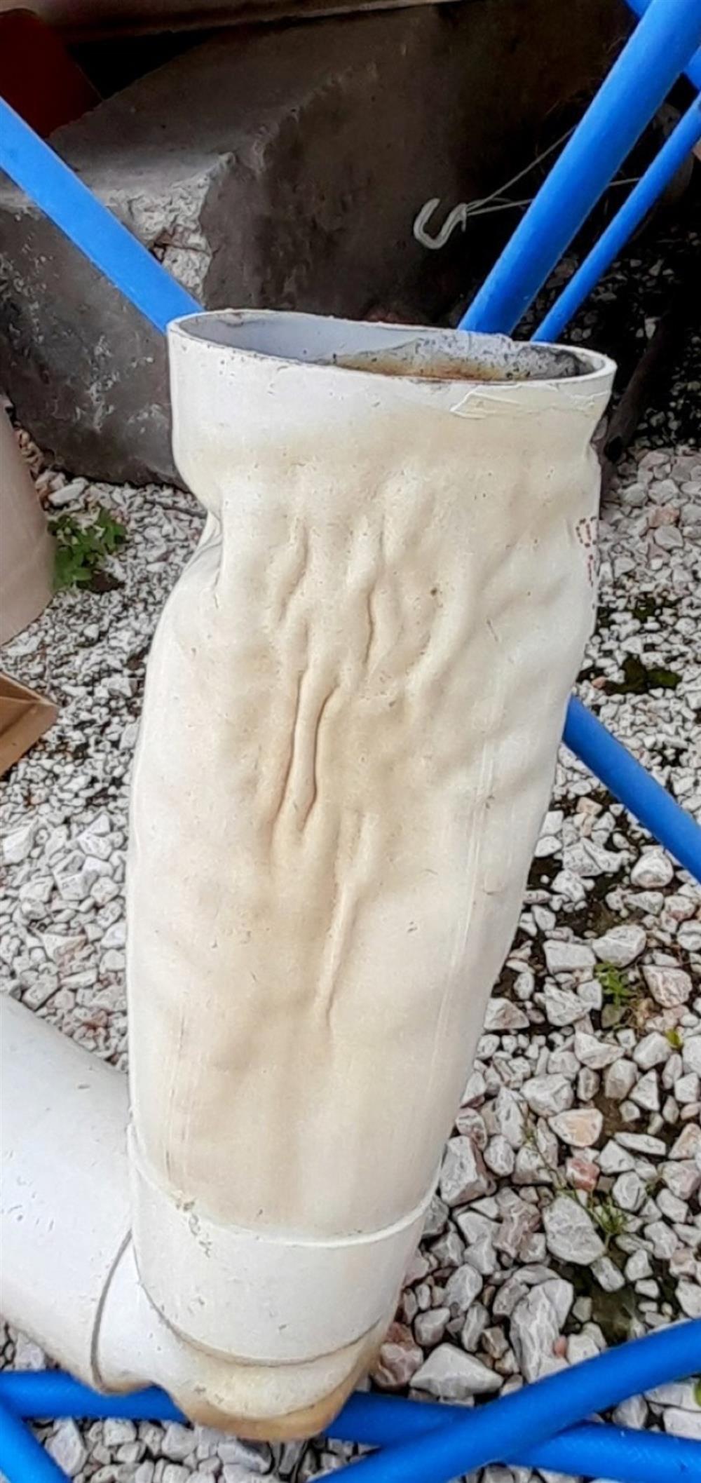 ΛΑΡΙΣΑ - ΚΟΝΤΕΙΝΕΡ