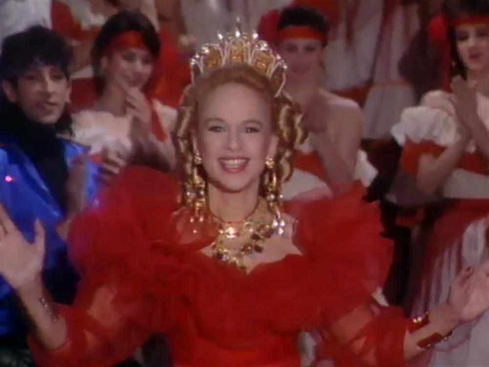 Και εύθυμη και χήρα (Επεισ.12)