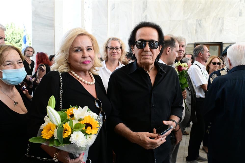 Μίμης Πλέσσας - κηδεία Μίμης Πλέσσας - κηδεία