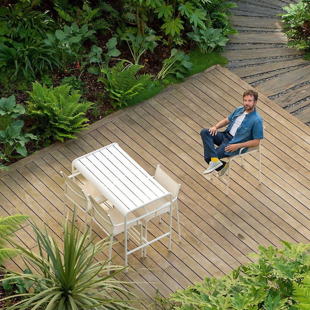 Κωστής Μαραβέγιας