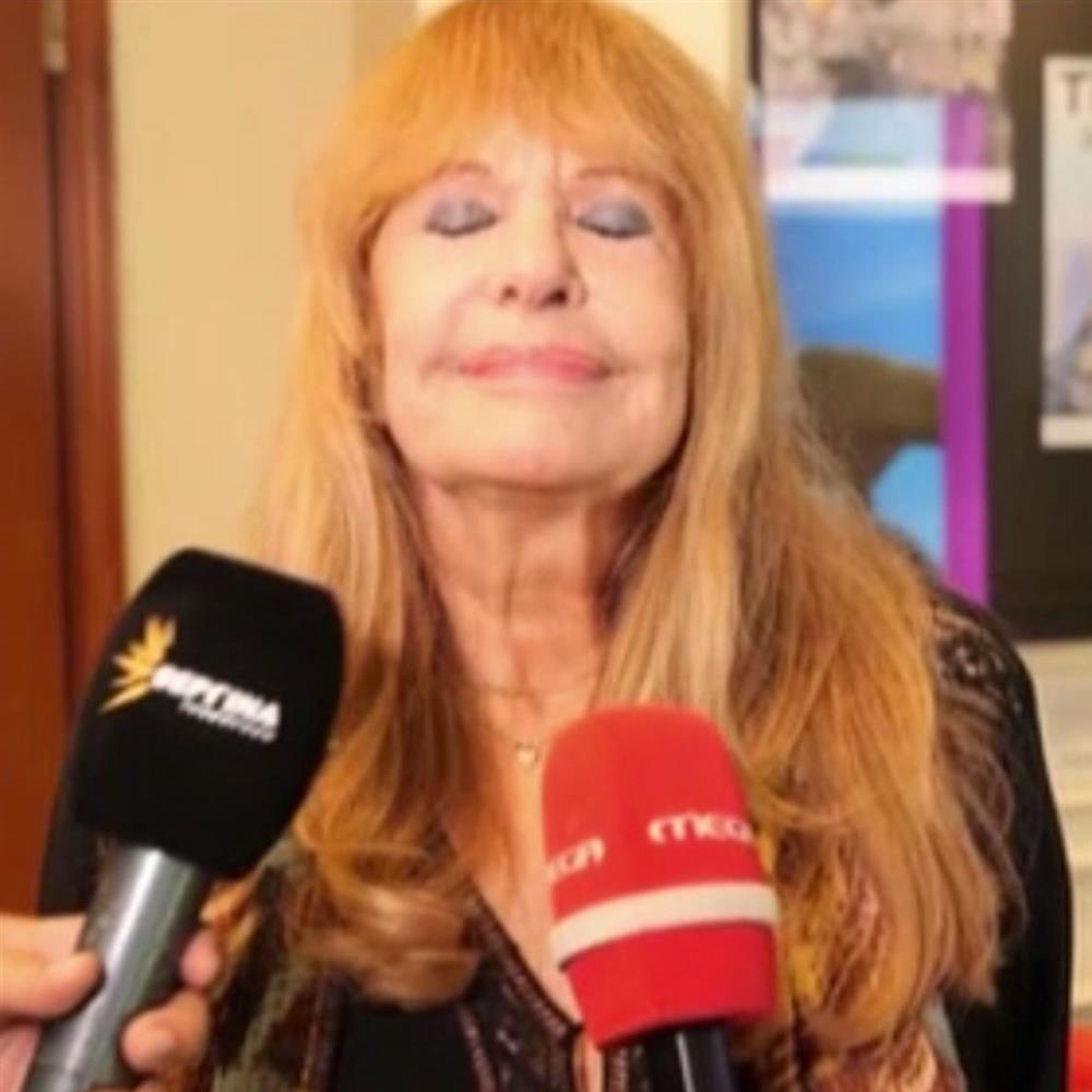 Χλόη Λιάσκου: Σπάνια δημόσια εμφάνιση για την ηθοποιό - "Λύγισε" on camera