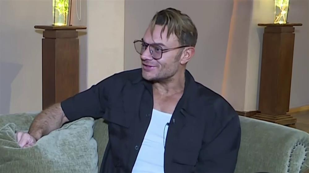 Δημήτρης Γιαννέτος: Τα πρώτα βήματα στη Αμερική, η γνωριμία με τον σύντροφό του και η πρόταση γάμου