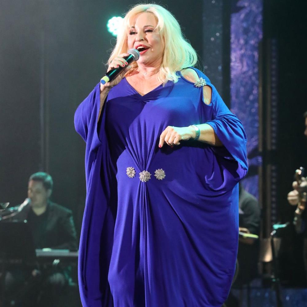 Μπέσσυ Αργυράκη